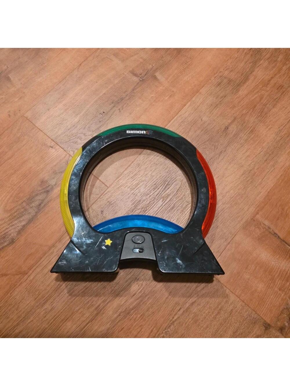 Hasbro Simon Air No Touch Memory Simon Says Game